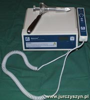 Direct current probe for hemorrhoidal treatment.
